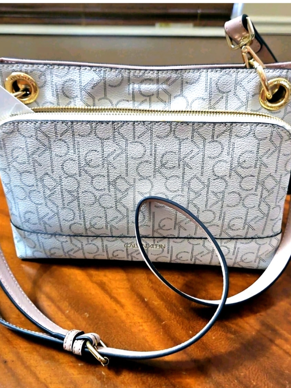 Calvin Klein Clara Crossbody White CK Monogram Blush Pink Strap Nwt $148.